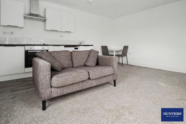 Apartment 4, 1, Eldon Place, Bradford photo 4