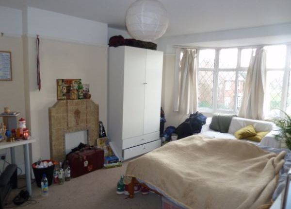 Shared accommodation to rent in Cotham Lawn Road, Cotham, Bristol