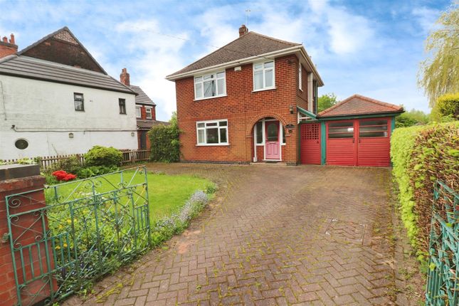 Detached house for sale in Woodlands Road, Bedworth