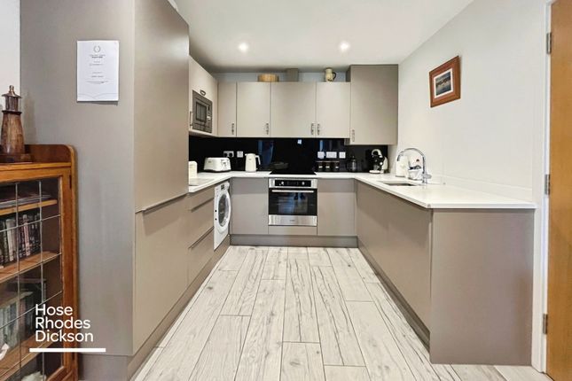 Apartment 2, Royal Cliff Apartments,, Grange Road, Isle of Wight photo 3