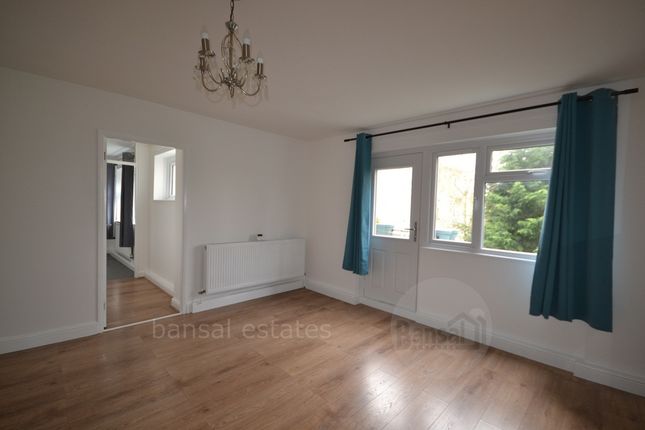 85, Rosemary Close, Coventry photo 3
