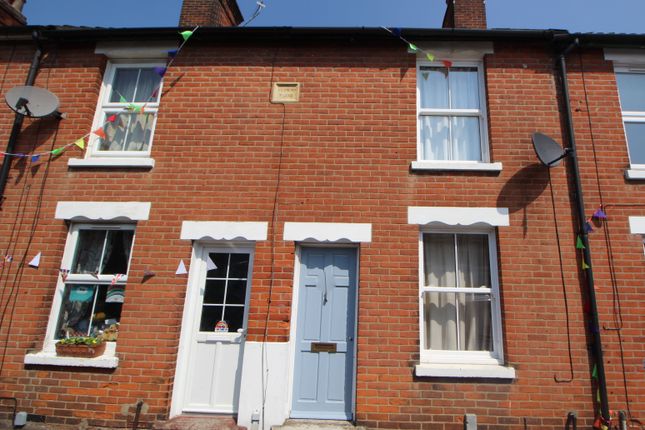 2 bed terraced house to rent in Papillon Road, Colchester CO3