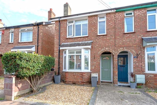 End terrace house for sale in Winden Avenue, Chichester