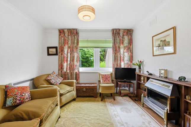 57c Bonnyton Drive, Glasgow photo 2