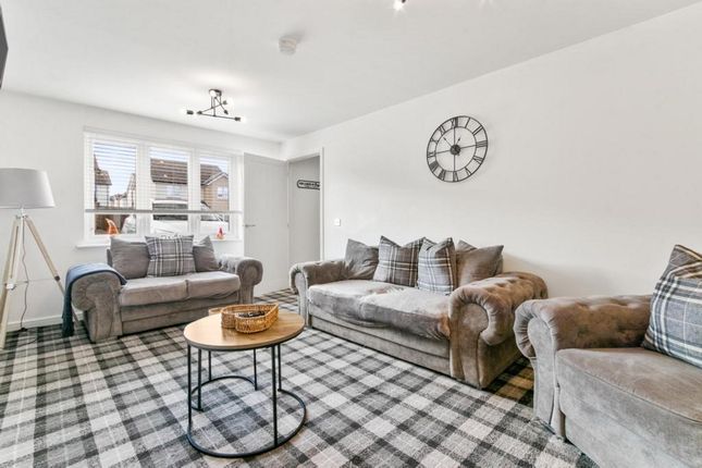 4, Gabbro Crescent, Glasgow photo 4