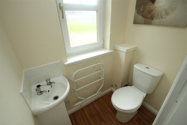 35, Kateswell Drive, Shotts photo 4