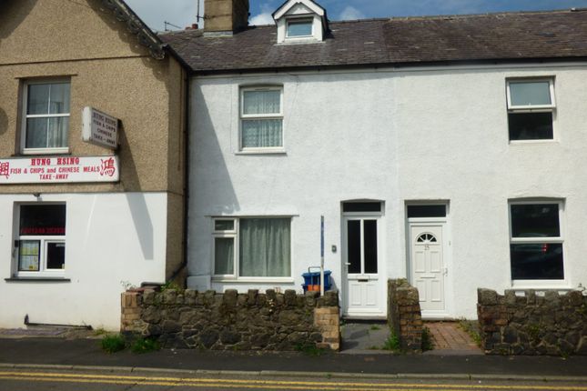 Thumbnail Terraced house for sale in Penchwintan Road, Bangor, Gwynedd