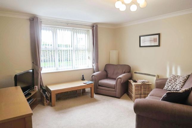 10, Southgate Court, Sale photo 3