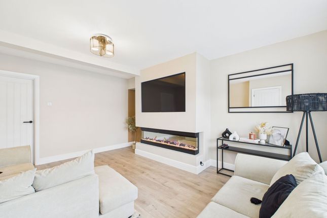 15 Holden Road, Workington photo 3