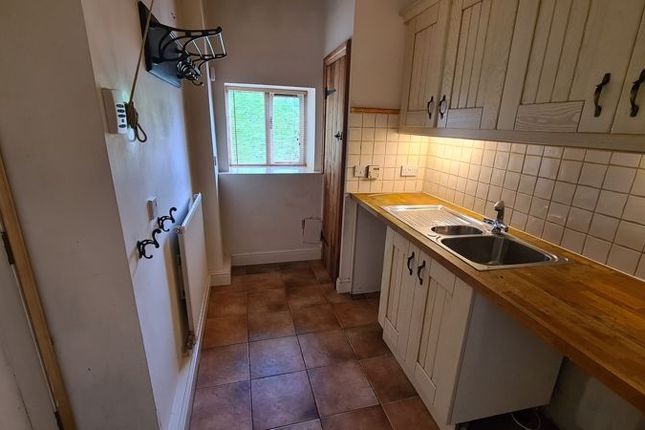5, The Village, Peterborough photo 4
