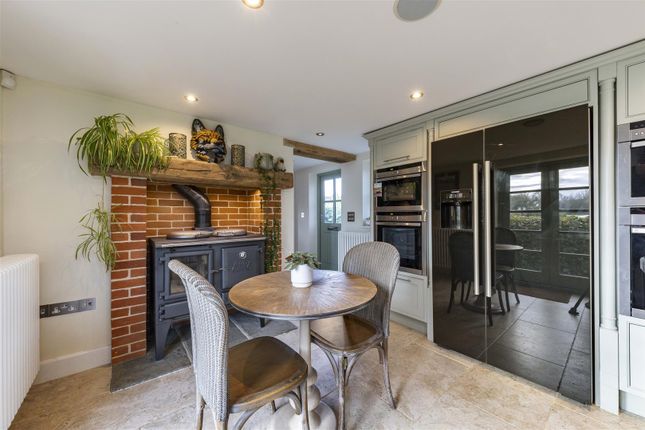 Barnett Farm, Norley Lane, Shamley Green, Gu5 0Tp-