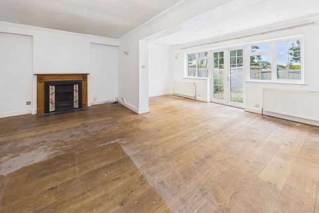 21, Bourne Lane, Caterham photo 2