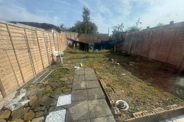 BD, Bavington Drive, Newcastle upon Tyne photo 5