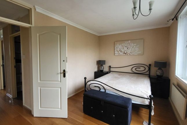 Maisonette to rent in Lascelles House, Harewood Avenue, London