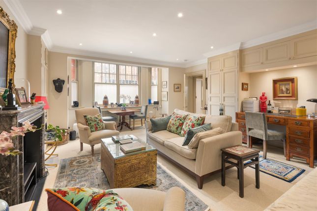 Flat A, 31, Egerton Gardens, London photo 2