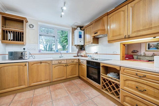 69, Tassell Hall, St. Albans photo 3