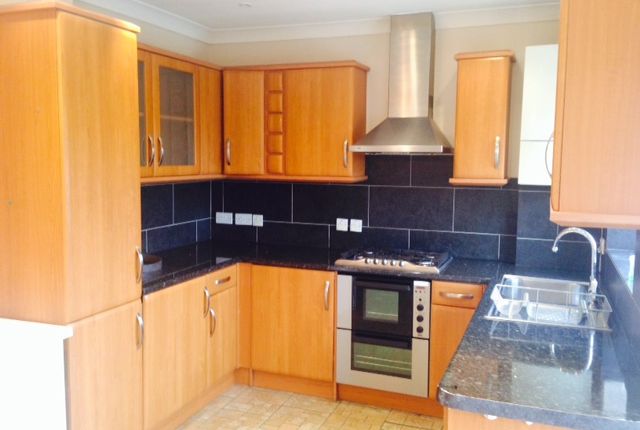 Girton Road, Northolt photo 3