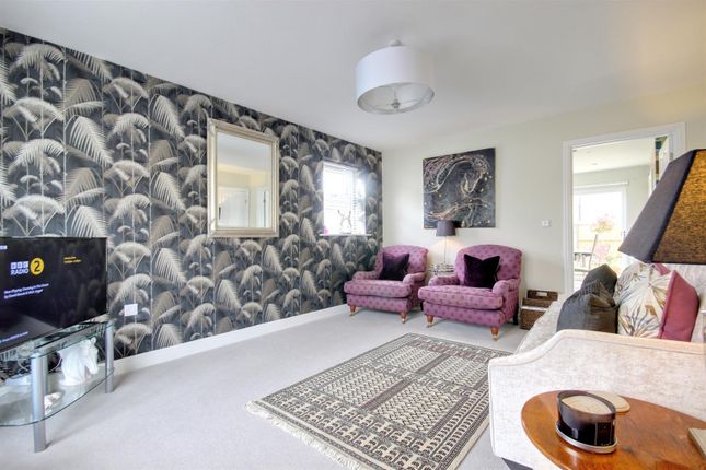 15, Westerby Vale, Beverley photo 3