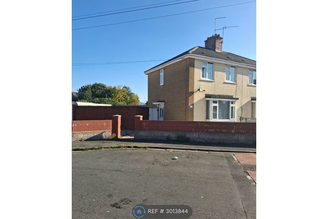Maesglas Crescent, Newport photo 2