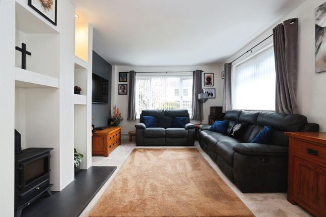 89, Ladysmith, Salisbury photo 3