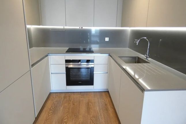 Harrington Place, Woking photo 2