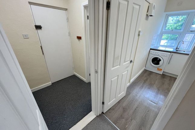 St Marys Court, Monk Street, Abergavenny photo 4