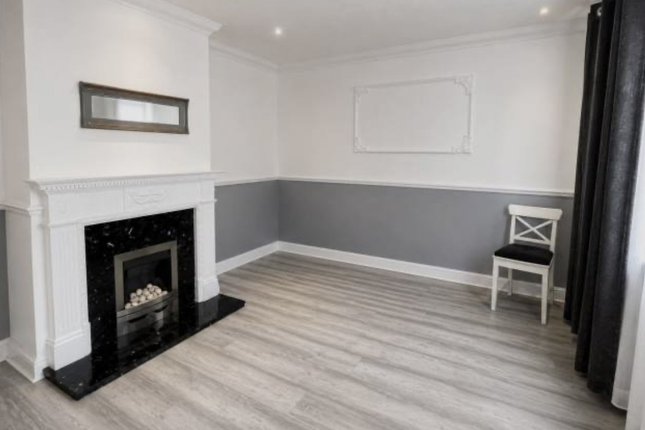 41 Alwen Grove,, Alwen Grove, South Ockendon photo 5
