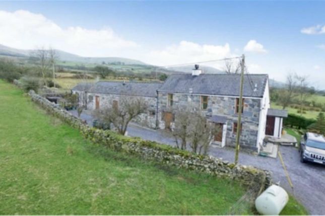Thumbnail Hotel/guest house for sale in Llanllechid, Bangor