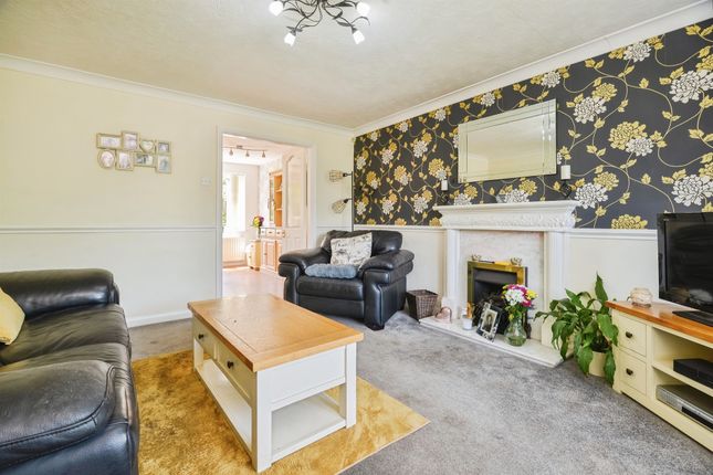 93, The Glebe, Stockton-On-Tees photo 4