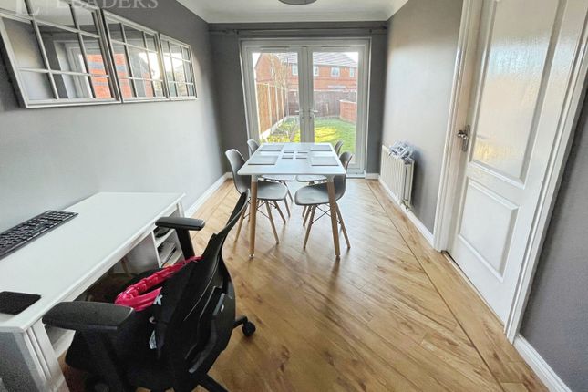 5, Hebrides Close, Derby photo 4