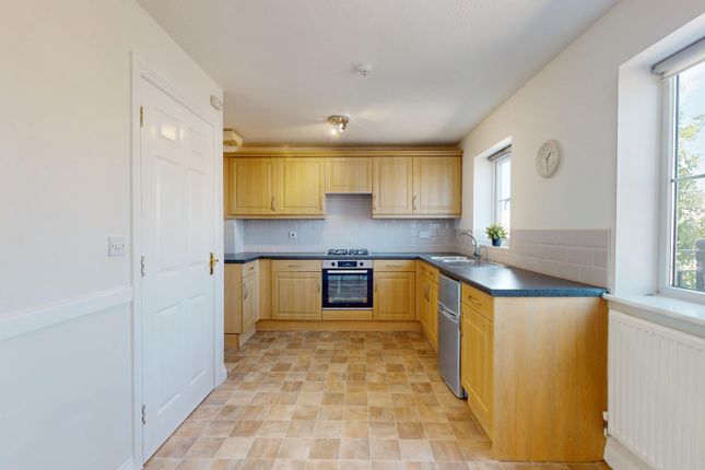 27, Heol Dewi Sant, Cardiff photo 3