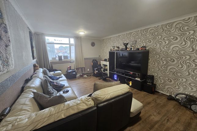 43 Derbyshire Road, 43 Derbyshire Road, Partington photo 3