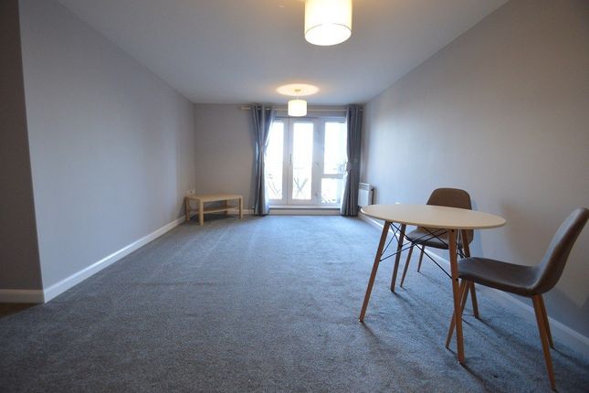Foundry Court, Slough photo 3