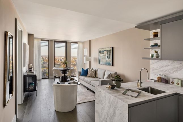 1 bed flat for sale in One Bishopsgate Plaza - Sky Residences, City Of London EC3A