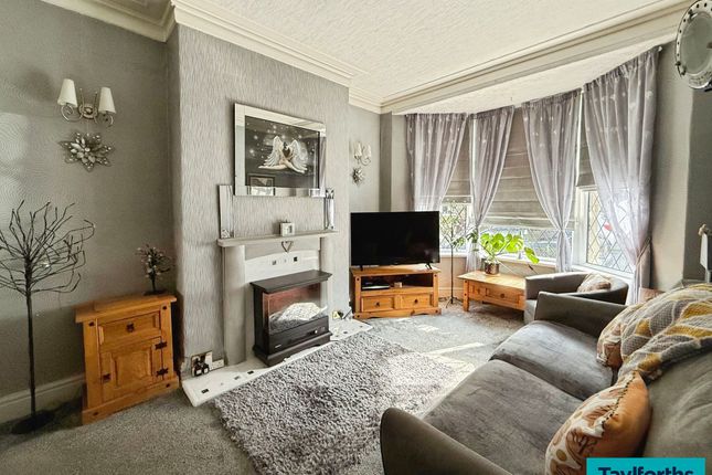 26 Federation Street, Barnoldswick photo 2