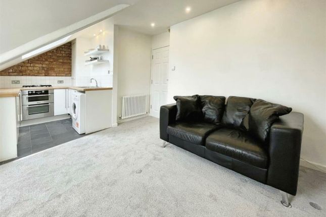 Flat 3, Leamington Spa photo 2