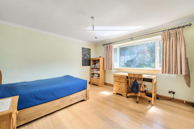Bedroom 2.Jpg
