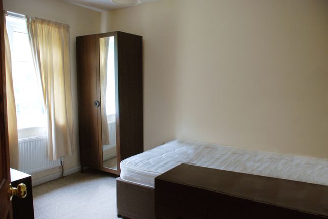 129, Beeston Road, Nottingham photo 4