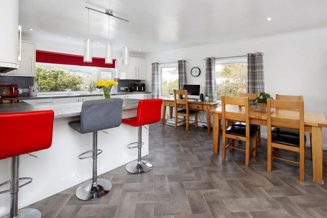 47 Deer Park Avenue, Teignmouth photo 2