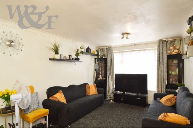 Flat for sale in Linton Walk, Brookvale Village, Birmingham