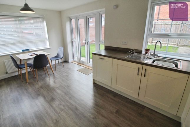 8, Nalton Drive, Driffield photo 4