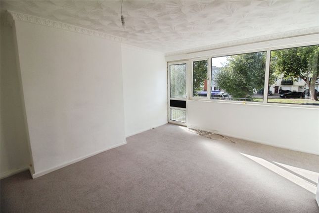 174, Long Riding, Basildon photo 5