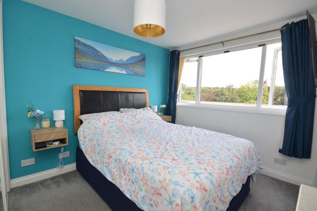 19, Baydon Close, Devon photo 4