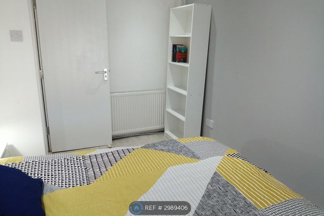 Unit  Kilvey Terrace, St Thomas, Swansea photo 4