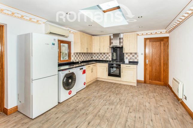 Little Acre Annexe, Ascot Road, Maidenhead photo 2