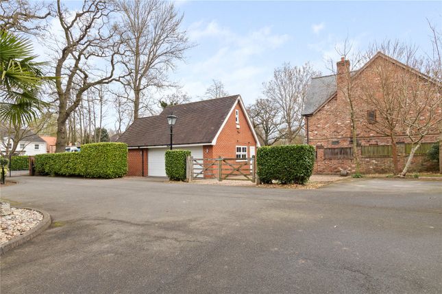 Garage/Parking
