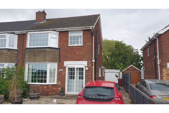 Thumbnail Semi-detached house for sale in Top Road, Immingham