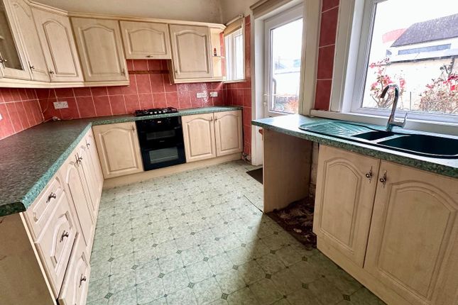28, Beach Road, Thornton-Cleveleys photo 4