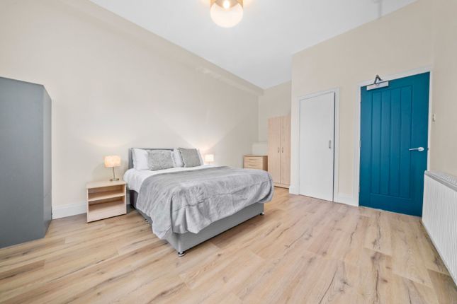 Flat to rent in Paisley Road West, Glasgow