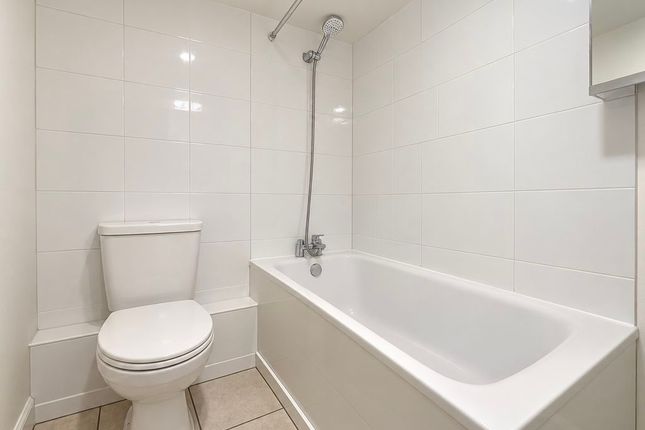 43-45 Canada Grove, Bognor Regis photo 5